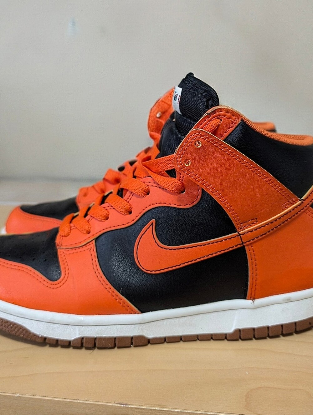 Nike Dunk High GS "Safety Orange / Halloween" (DB2179-004) - Youth Size 6.5Y -